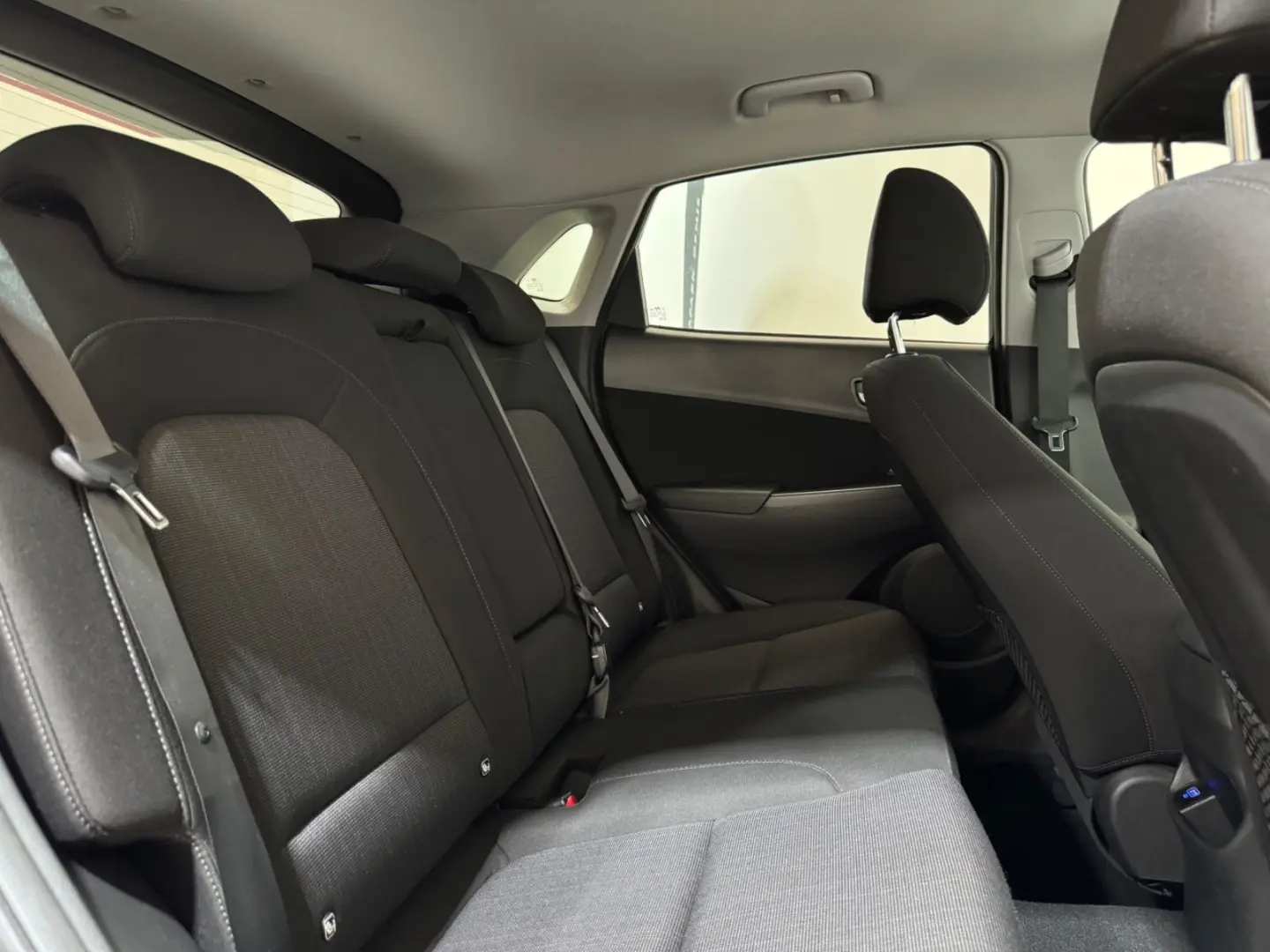 Kona Prime 2WD HUD KAMERA LED SHZ CARPLAY