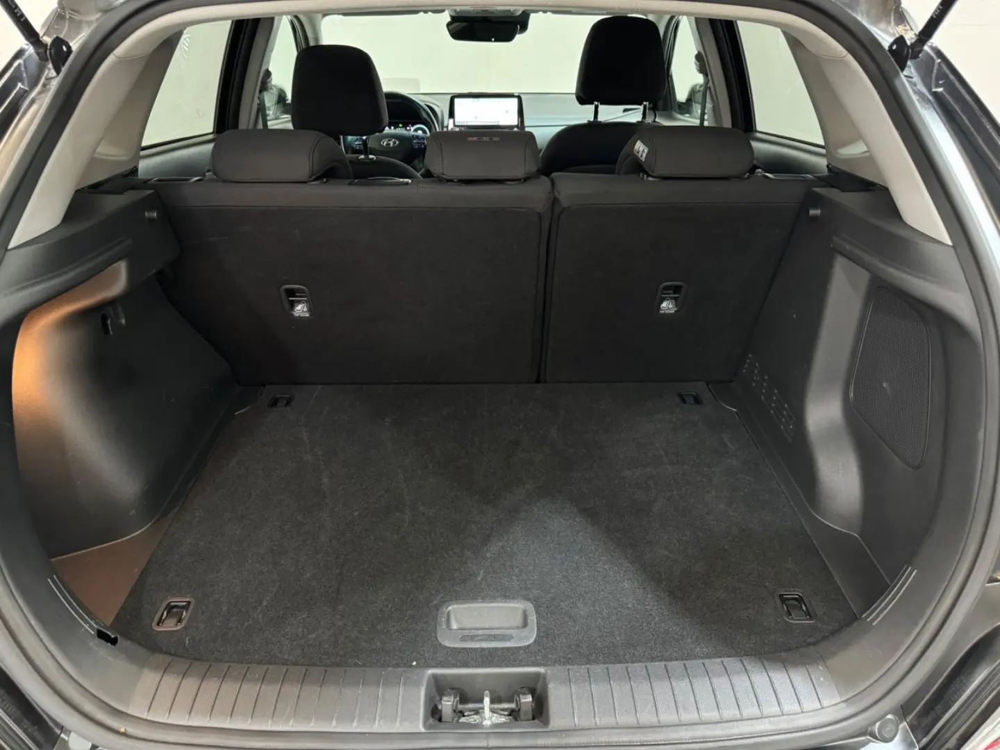 Kona Prime 2WD HUD KAMERA LED SHZ CARPLAY