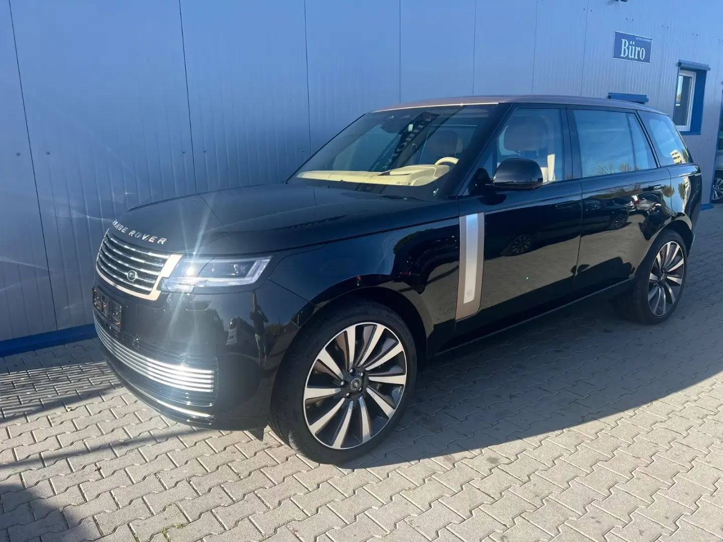 Land Rover Range Rover SV 4 4 LUNG 23  MEGA-FULL