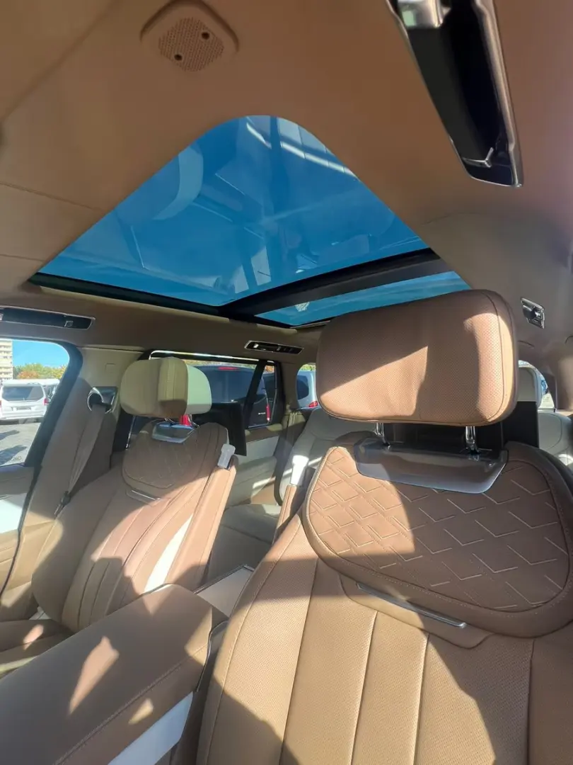 Land Rover Range Rover SV 4 4 LUNG 23  MEGA-FULL