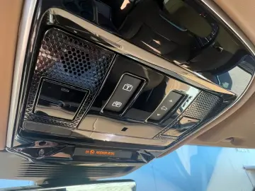 Land Rover Range Rover SV 4 4 LUNG 23  MEGA-FULL