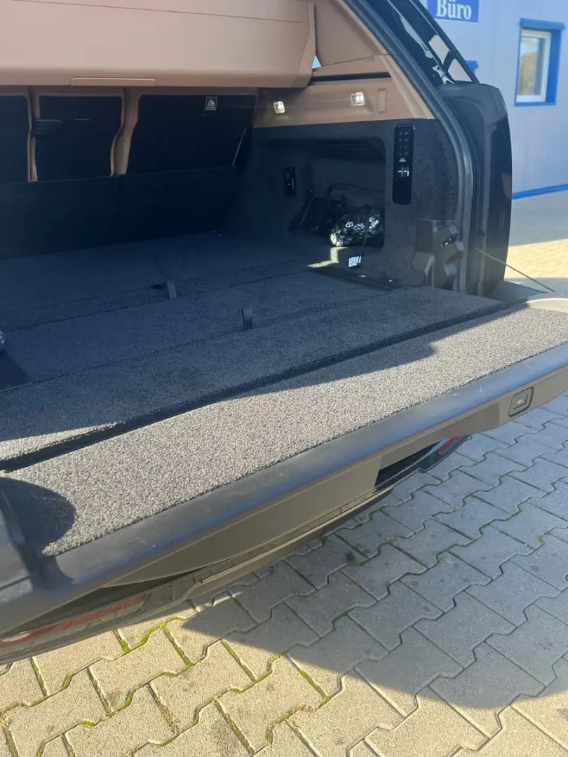 Land Rover Range Rover SV 4 4 LUNG 23  MEGA-FULL