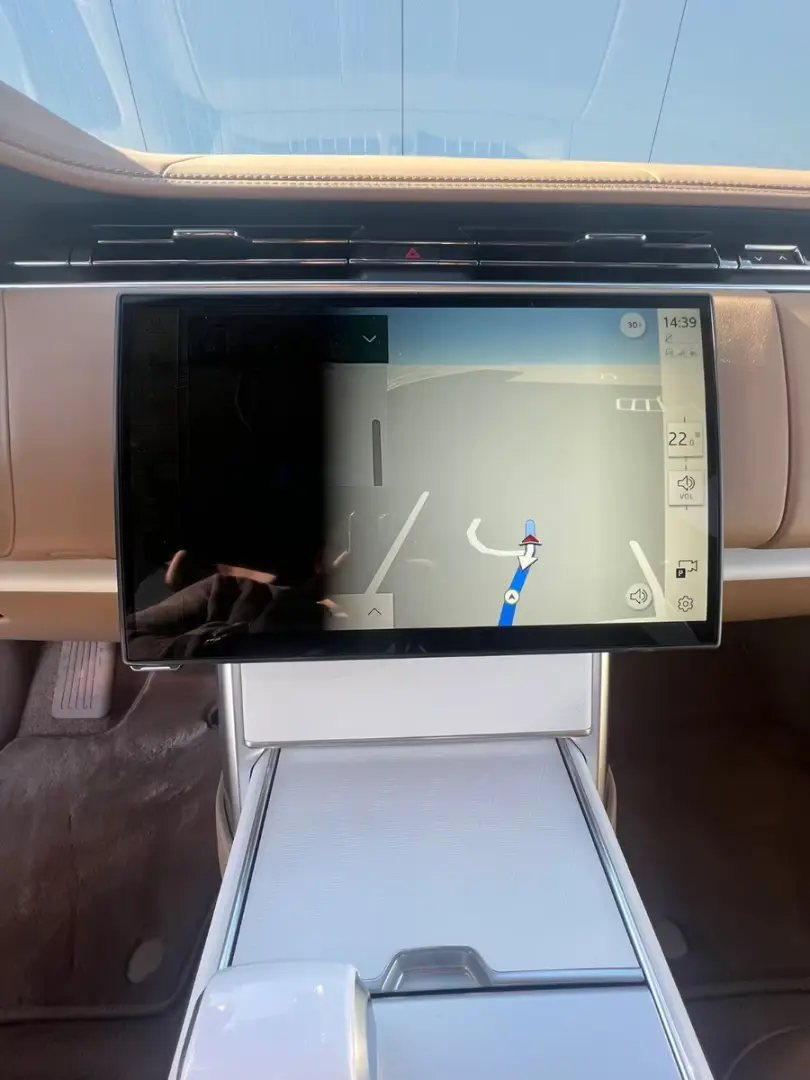 Land Rover Range Rover SV 4 4 LUNG 23  MEGA-FULL