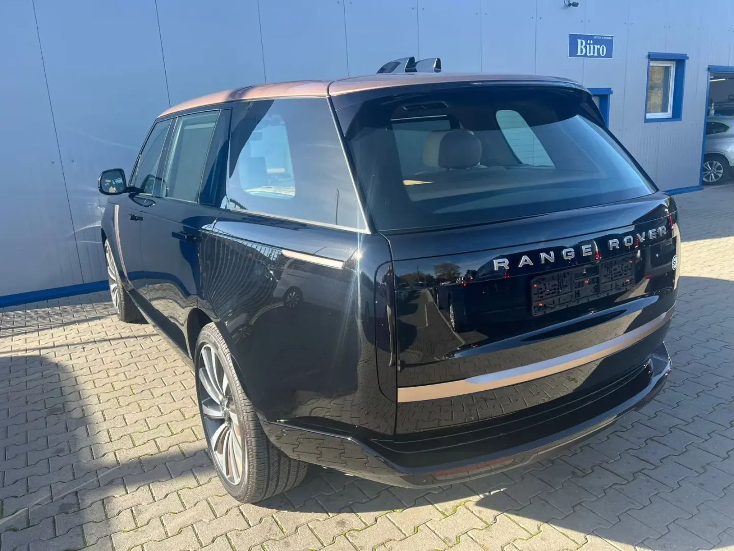 Land Rover Range Rover SV 4 4 LUNG 23  MEGA-FULL