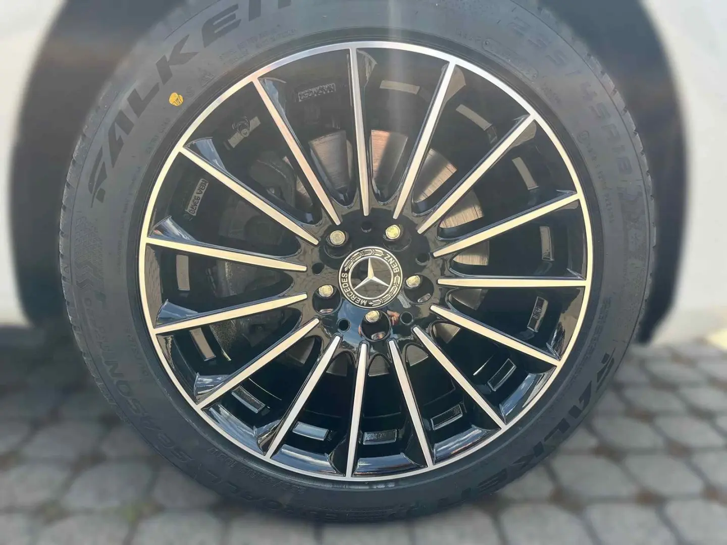 Vito 124 Tourer Pro ATM LED RFK 8 Sitzer