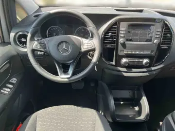 Vito 124 Tourer Pro ATM LED RFK 8 Sitzer