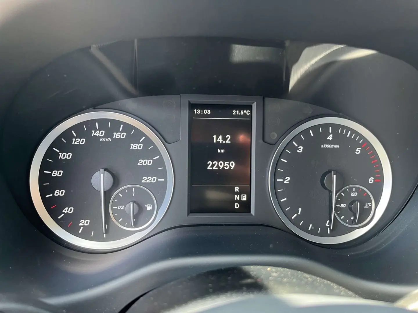 Vito 124 Tourer Pro ATM LED RFK 8 Sitzer