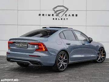 Volvo S60 T8 Recharge AWD Polestar Engineered