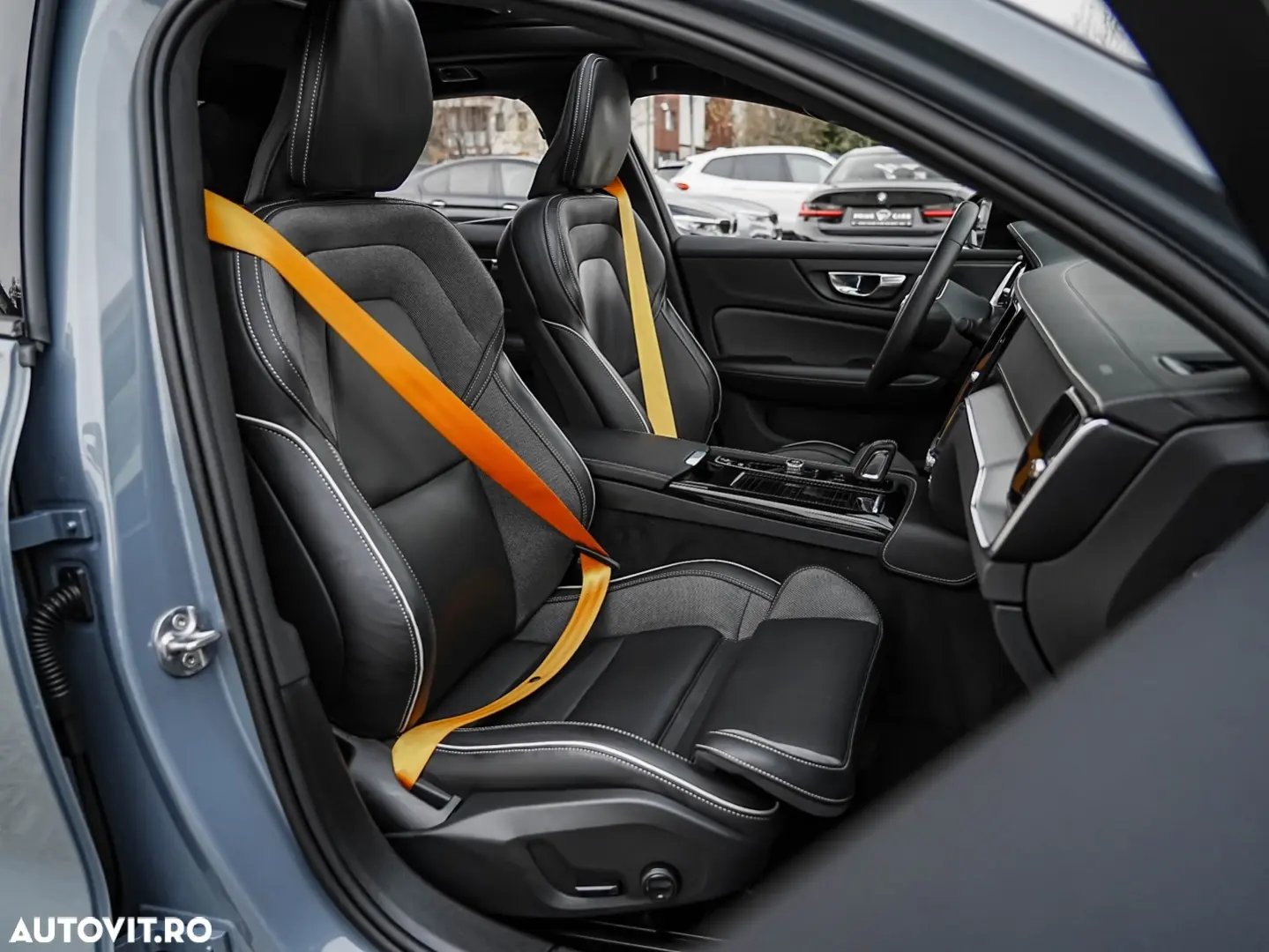 Volvo S60 T8 Recharge AWD Polestar Engineered