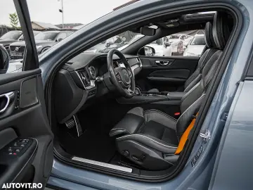 Volvo S60 T8 Recharge AWD Polestar Engineered