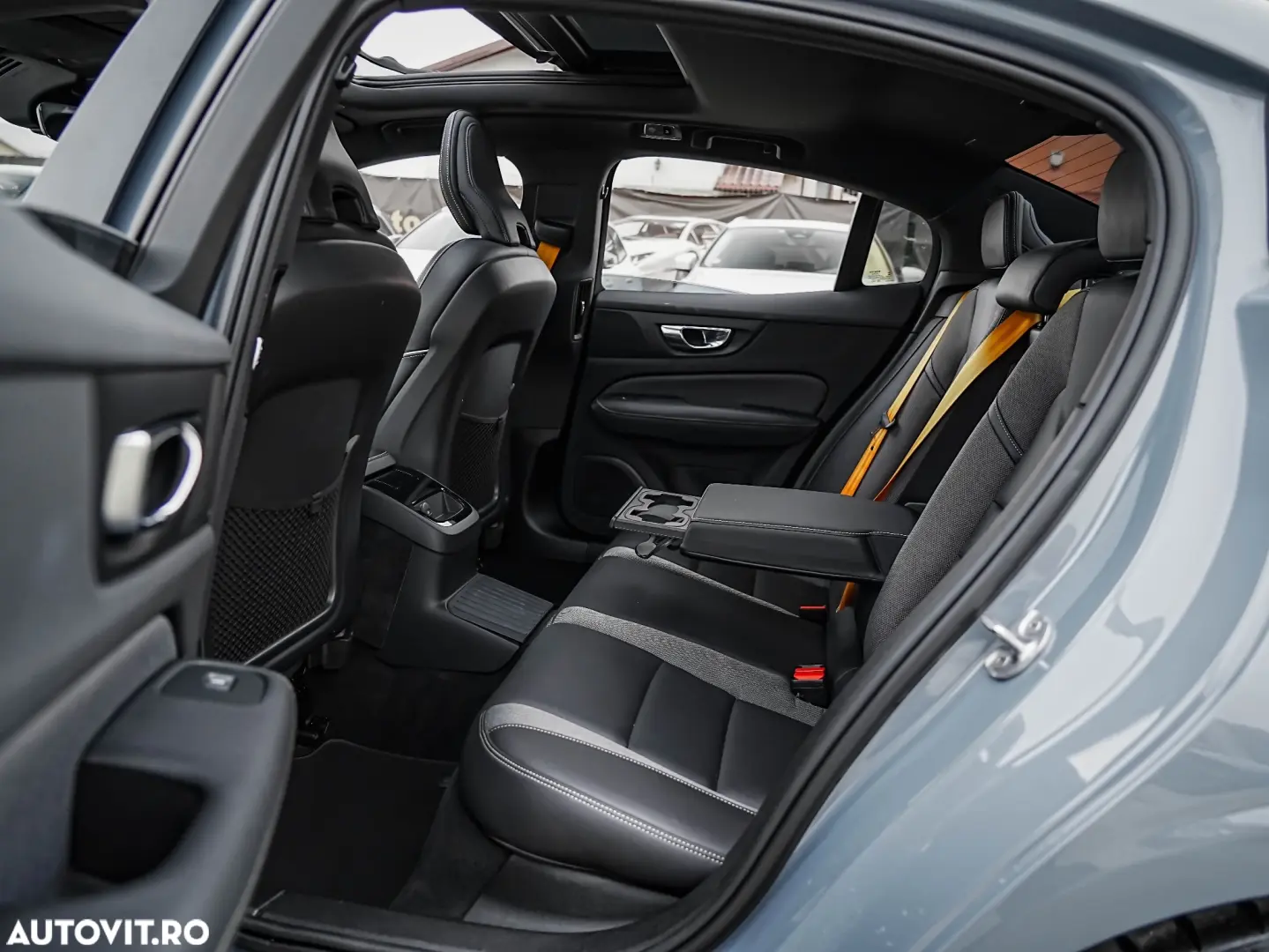 Volvo S60 T8 Recharge AWD Polestar Engineered