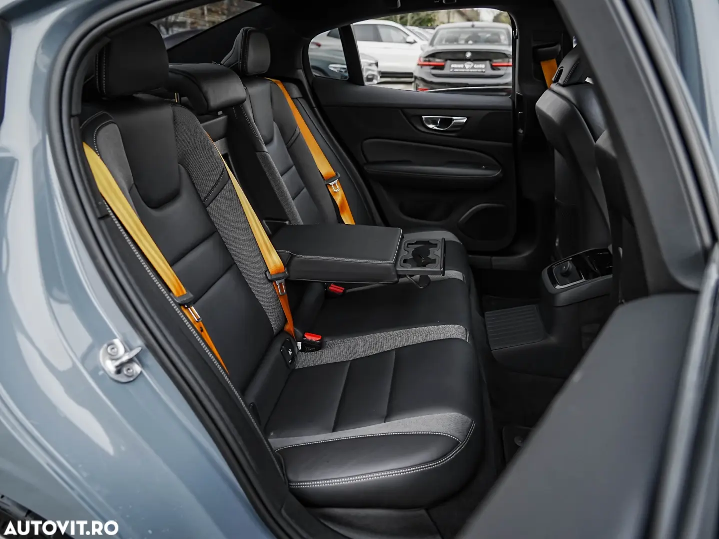 Volvo S60 T8 Recharge AWD Polestar Engineered