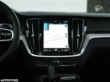 Volvo S60 T8 Recharge AWD Polestar Engineered