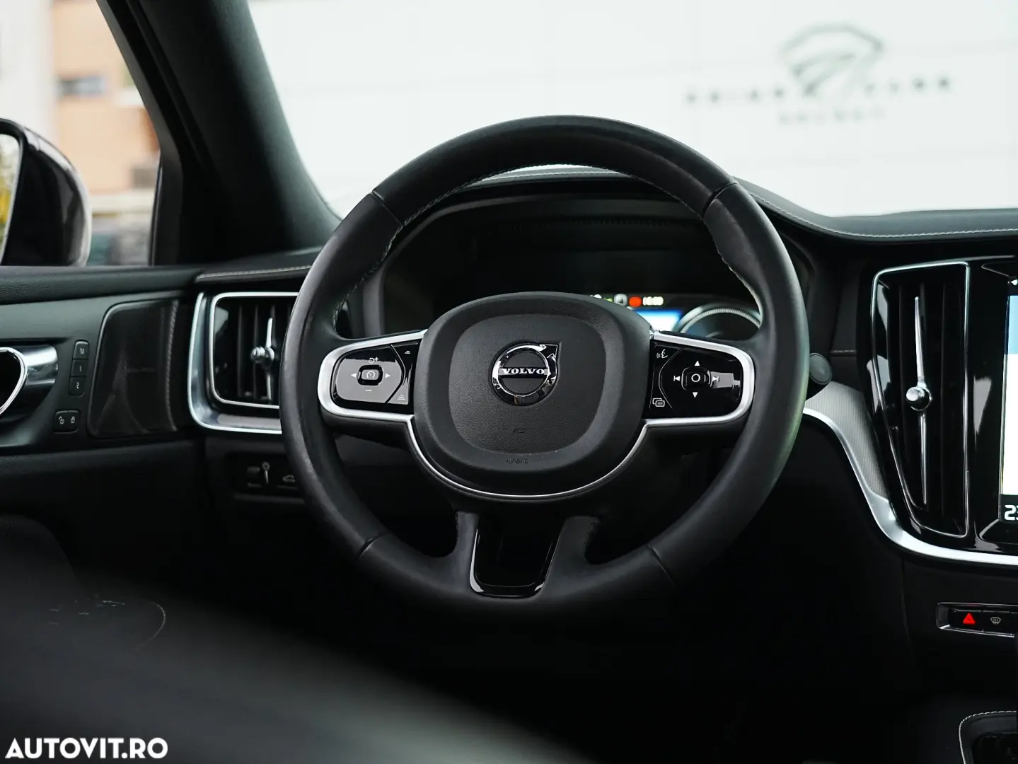 Volvo S60 T8 Recharge AWD Polestar Engineered