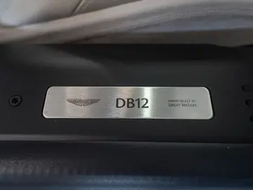 DB12 4.0 V8