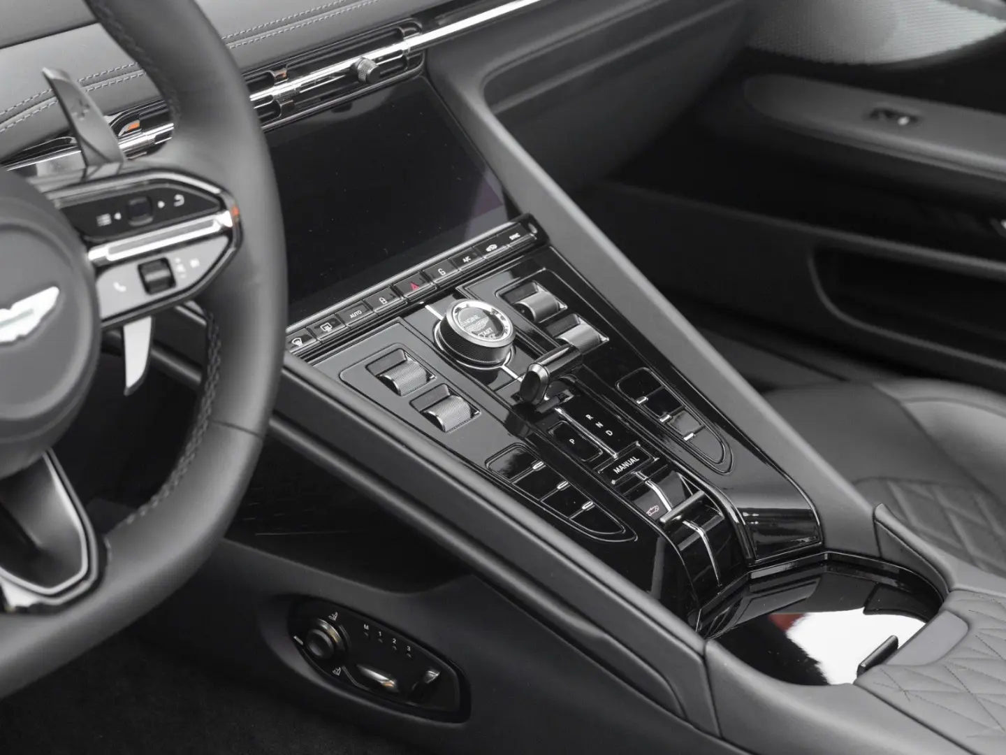 DB12 Volante   Storm Purple   Gloss Black Pack