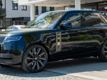 Land Rover Range Rover 4.4 P615 SWB SV