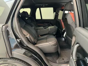 Land Rover Range Rover 4.4 P615 SWB SV