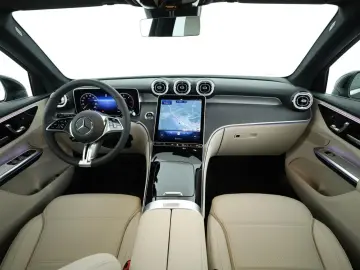 GLC 220 d 4M  360  SpurW W-Paket AHK PDC SHZ