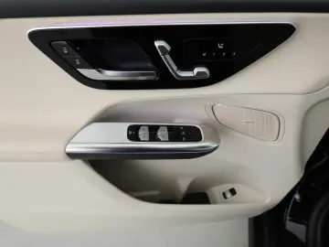 GLC 220 d 4M  360  SpurW W-Paket AHK PDC SHZ