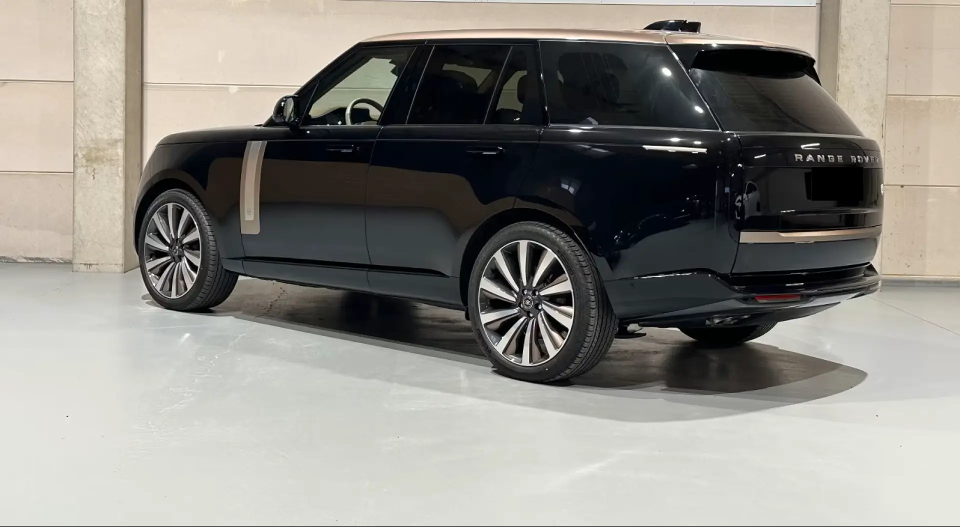 Land Rover Range Rover Bronz SV 615 CP