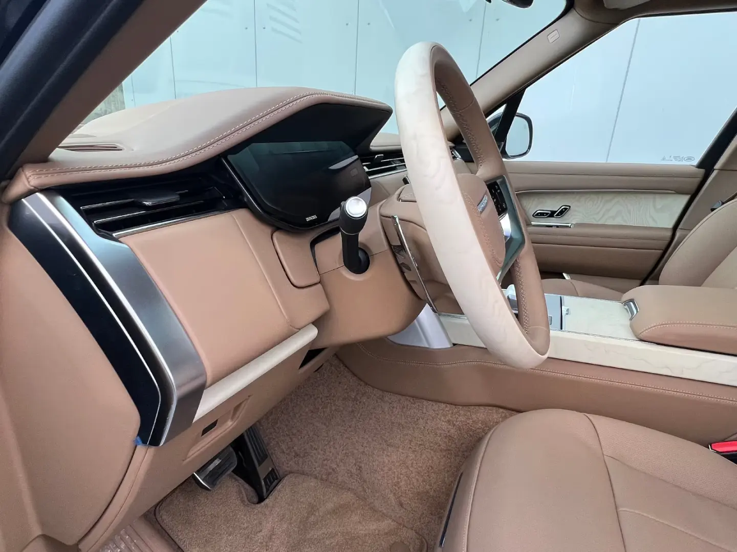 Land Rover Range Rover Bronz SV 615 CP