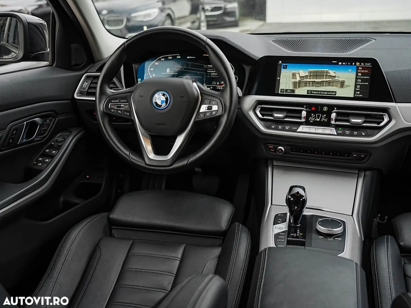 BMW Seria 3 330e Aut. Sport Line