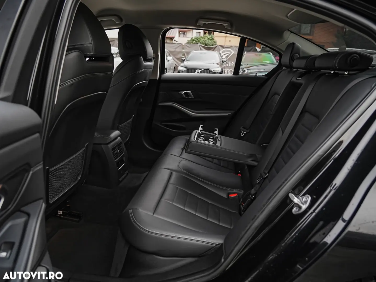 BMW Seria 3 330e Aut. Sport Line