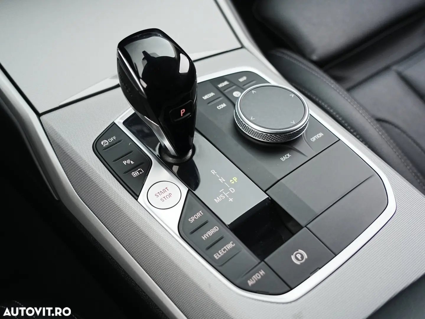 BMW Seria 3 330e Aut. Sport Line