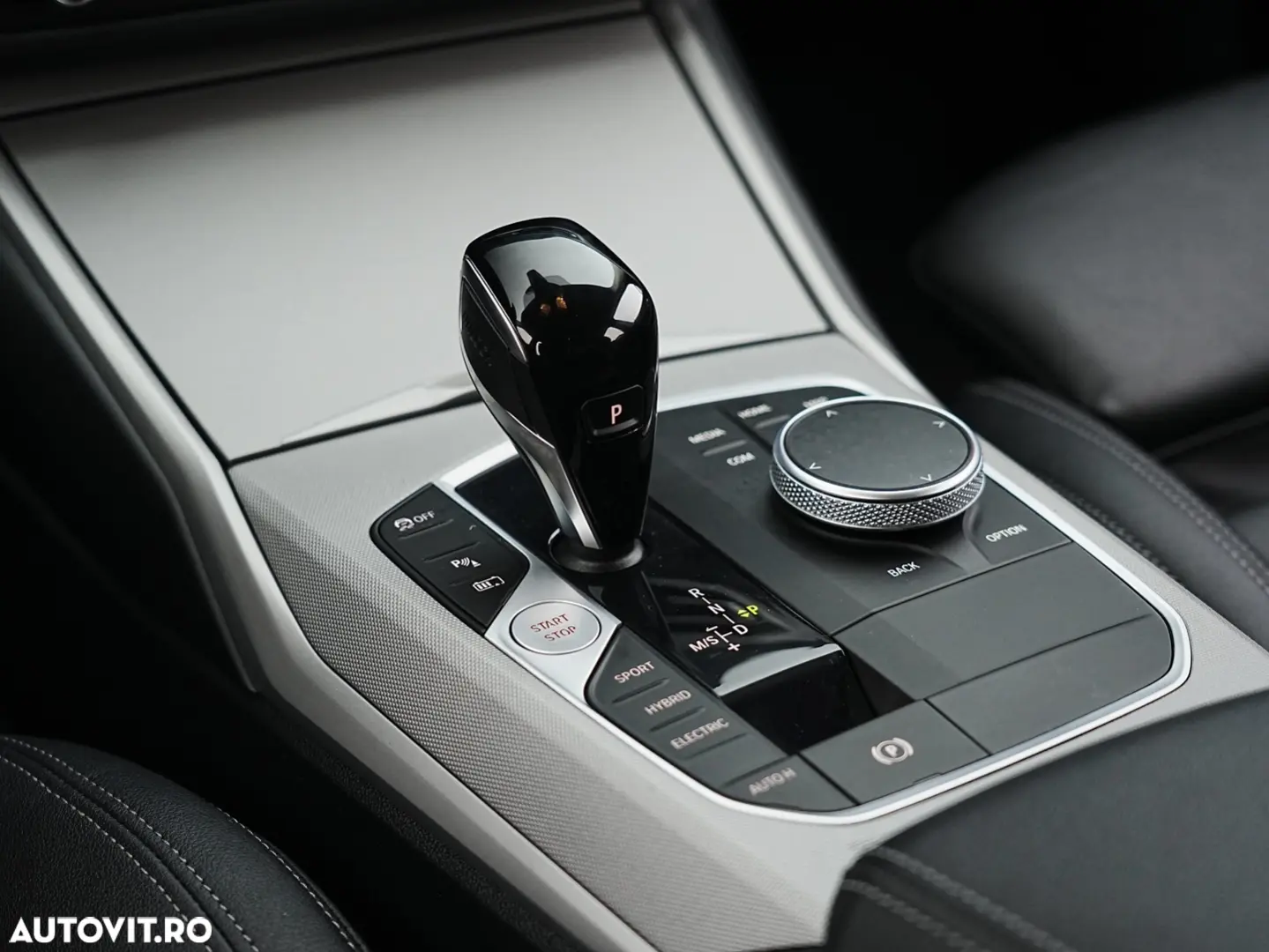 BMW Seria 3 330e Aut. Sport Line