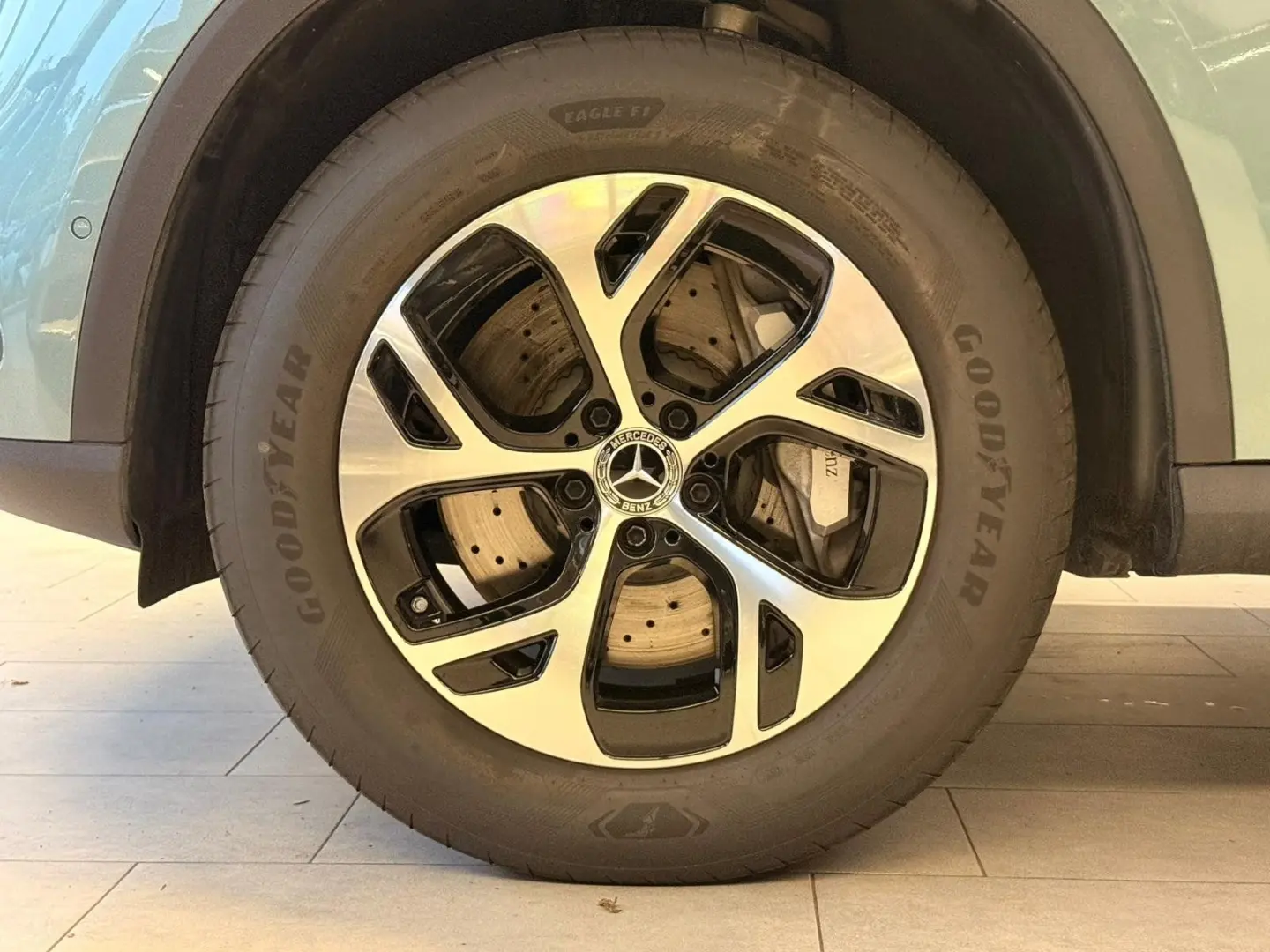 GLC 300 e 4M PANORAMA AHK MEMORY CARPLAY WINTER