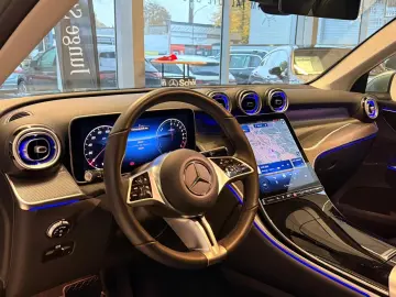 GLC 300 e 4M PANORAMA AHK MEMORY CARPLAY WINTER