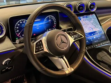 GLC 300 e 4M PANORAMA AHK MEMORY CARPLAY WINTER