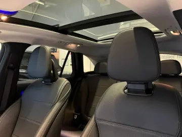 GLC 300 e 4M PANORAMA AHK MEMORY CARPLAY WINTER