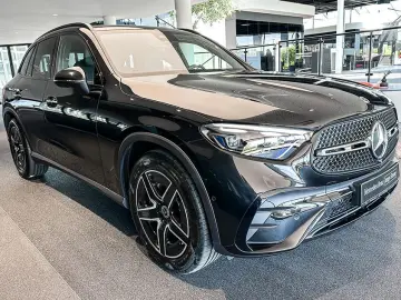 GLC 450 d 4M AMGLiPremium Plus Night Pano AHK