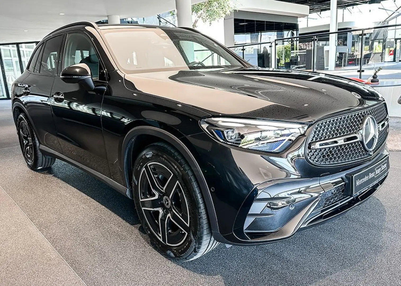 GLC 450 d 4M AMGLiPremium Plus Night Pano AHK