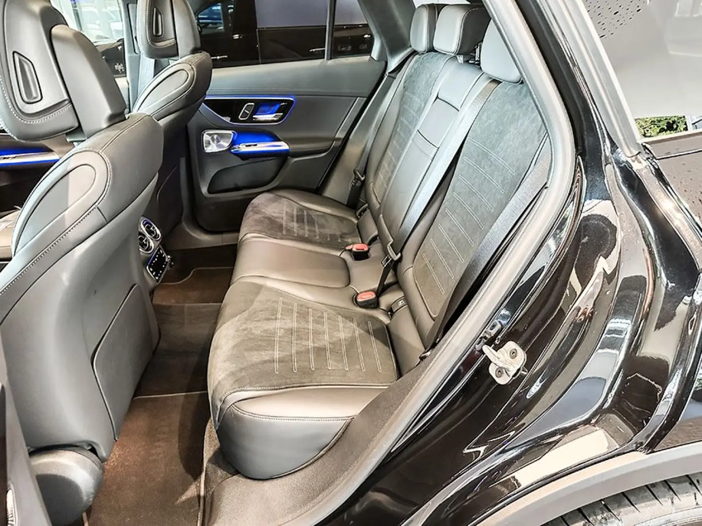 GLC 450 d 4M AMGLiPremium Plus Night Pano AHK