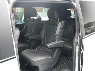 V 250 d AVANTGARDE  AMG BURMESTER 360  ACC