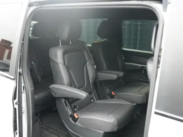 V 250 d AVANTGARDE  AMG BURMESTER 360  ACC