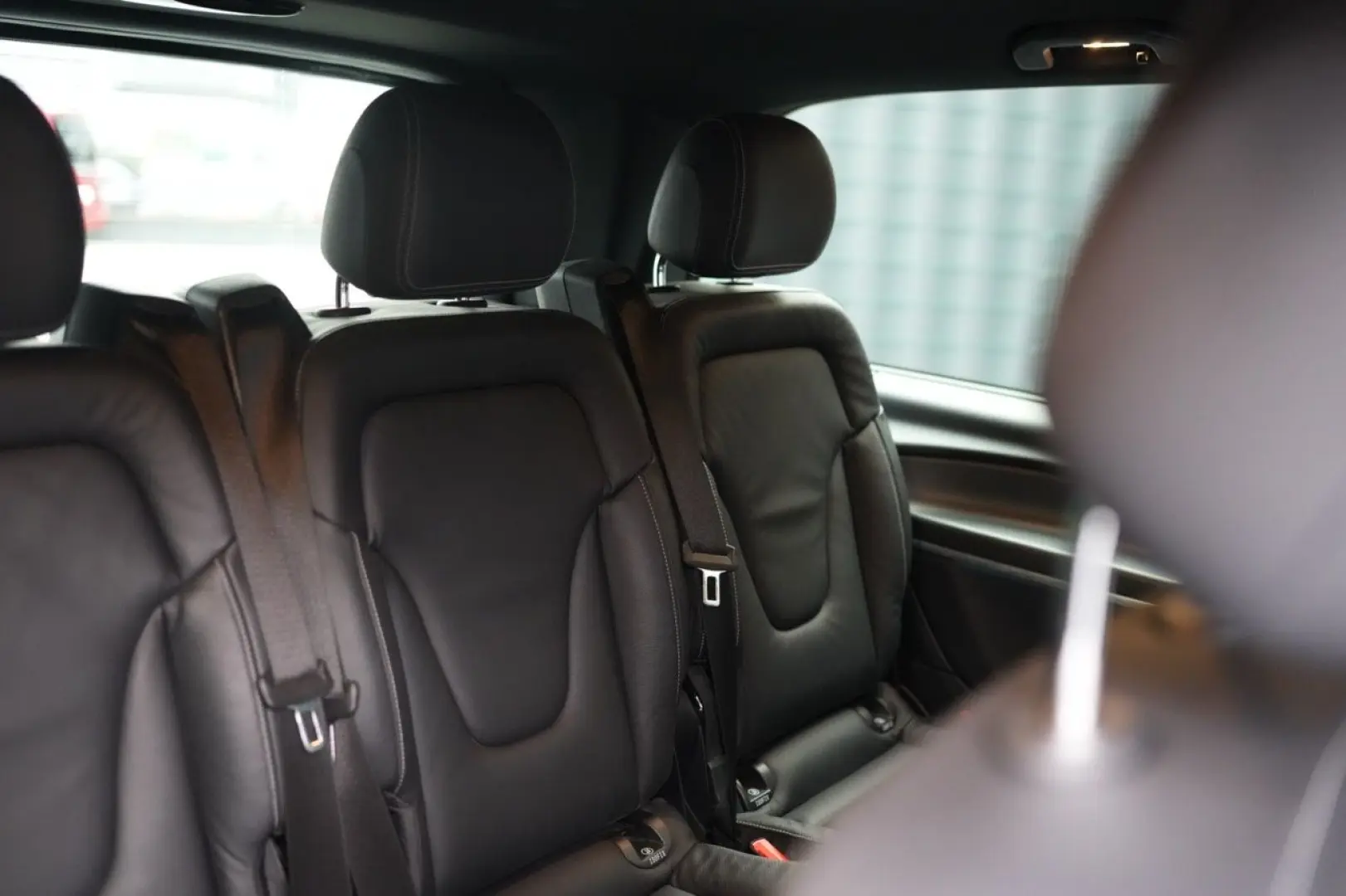 V 250 d AVANTGARDE  AMG BURMESTER 360  ACC