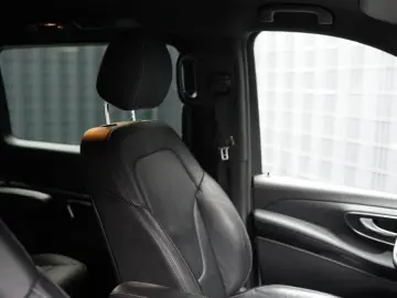 V 250 d AVANTGARDE  AMG BURMESTER 360  ACC