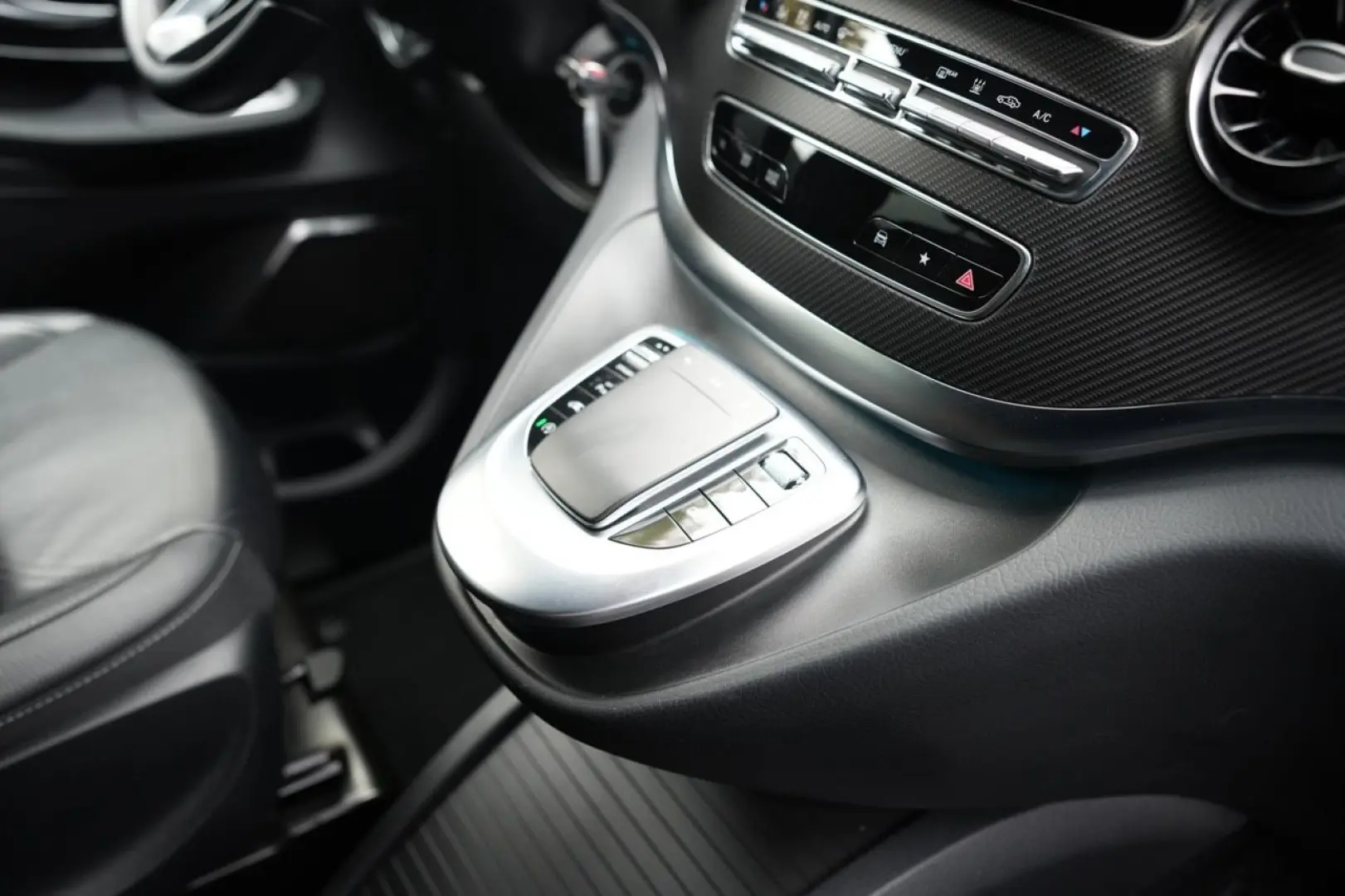 V 250 d AVANTGARDE  AMG BURMESTER 360  ACC