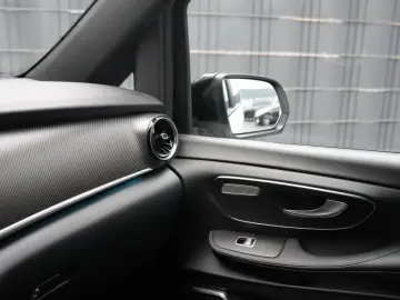 V 250 d AVANTGARDE  AMG BURMESTER 360  ACC