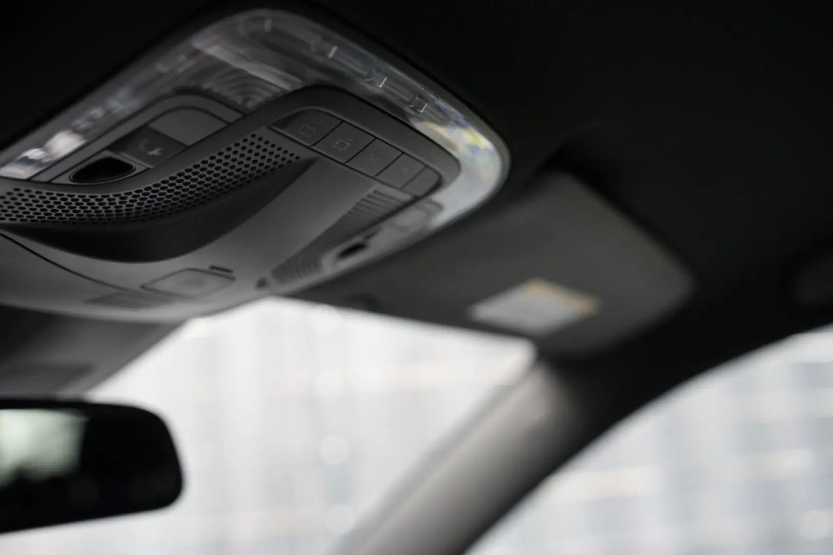 V 250 d AVANTGARDE  AMG BURMESTER 360  ACC