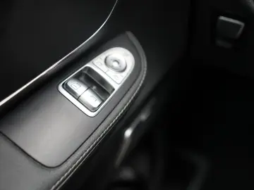 V 250 d AVANTGARDE  AMG BURMESTER 360  ACC