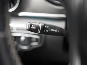 V 250 d AVANTGARDE  AMG BURMESTER 360  ACC