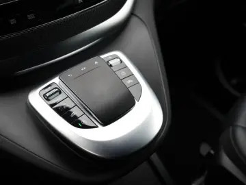 V 250 d AVANTGARDE  AMG BURMESTER 360  ACC