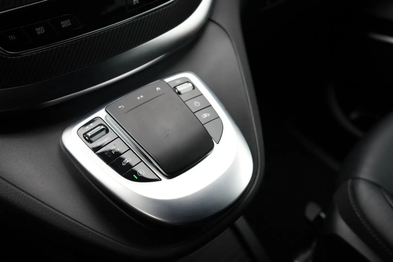 V 250 d AVANTGARDE  AMG BURMESTER 360  ACC