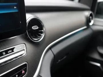 V 250 d AVANTGARDE  AMG BURMESTER 360  ACC