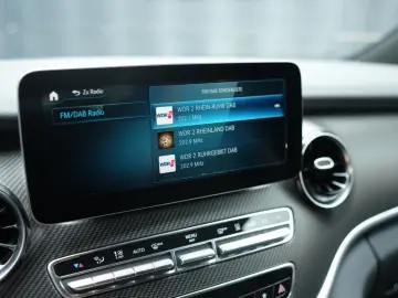 V 250 d AVANTGARDE  AMG BURMESTER 360  ACC